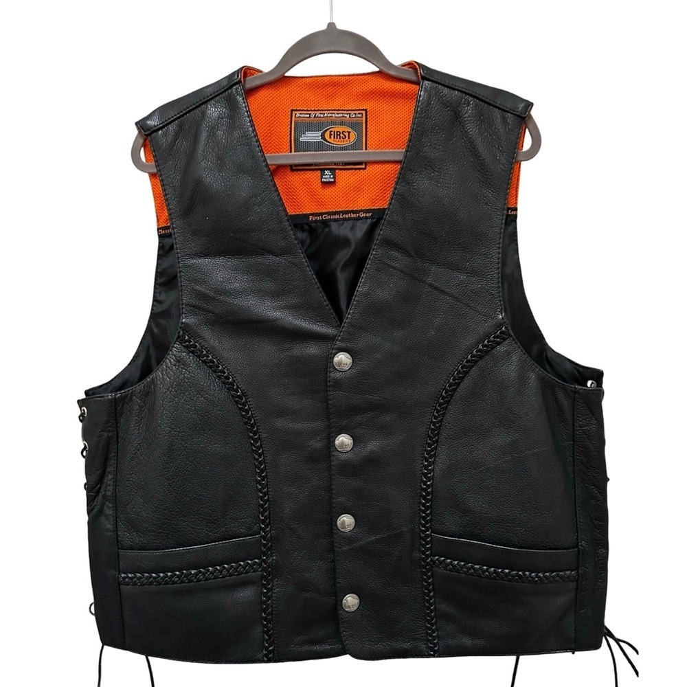 First Classics Black Leather Motorcycle Vest – XL - Picture 3 of 16